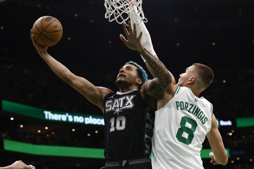 临重大压力 临重大压力